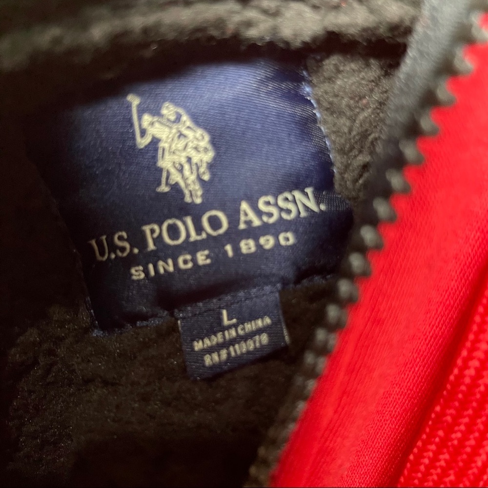 U.S. POLO ASSN Blue/Red Men’s Hoodie - Picture 5 of 7